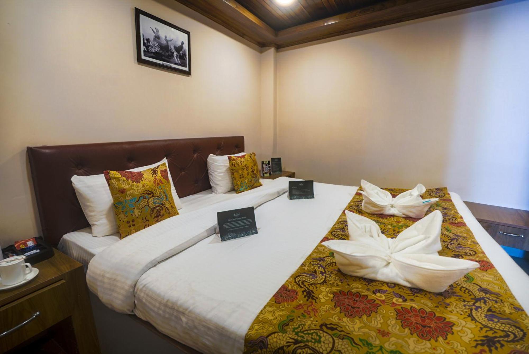 Muscatel Stardust - Chowrasta Mall Road Darjeeling  Bagian luar foto